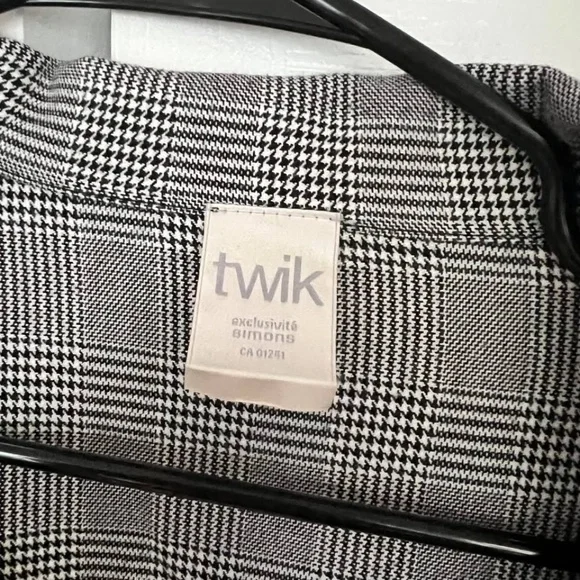 Simons Twik Jacket - Picture 3 of 3